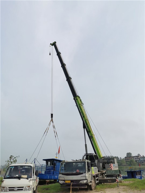 镇康县桥梁建设吊装案例